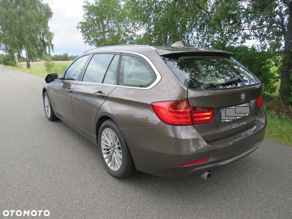 BMW Seria 3 320d Luxury Line - 7