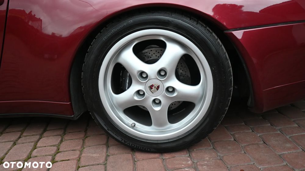 Porsche 911 Carrera - 25