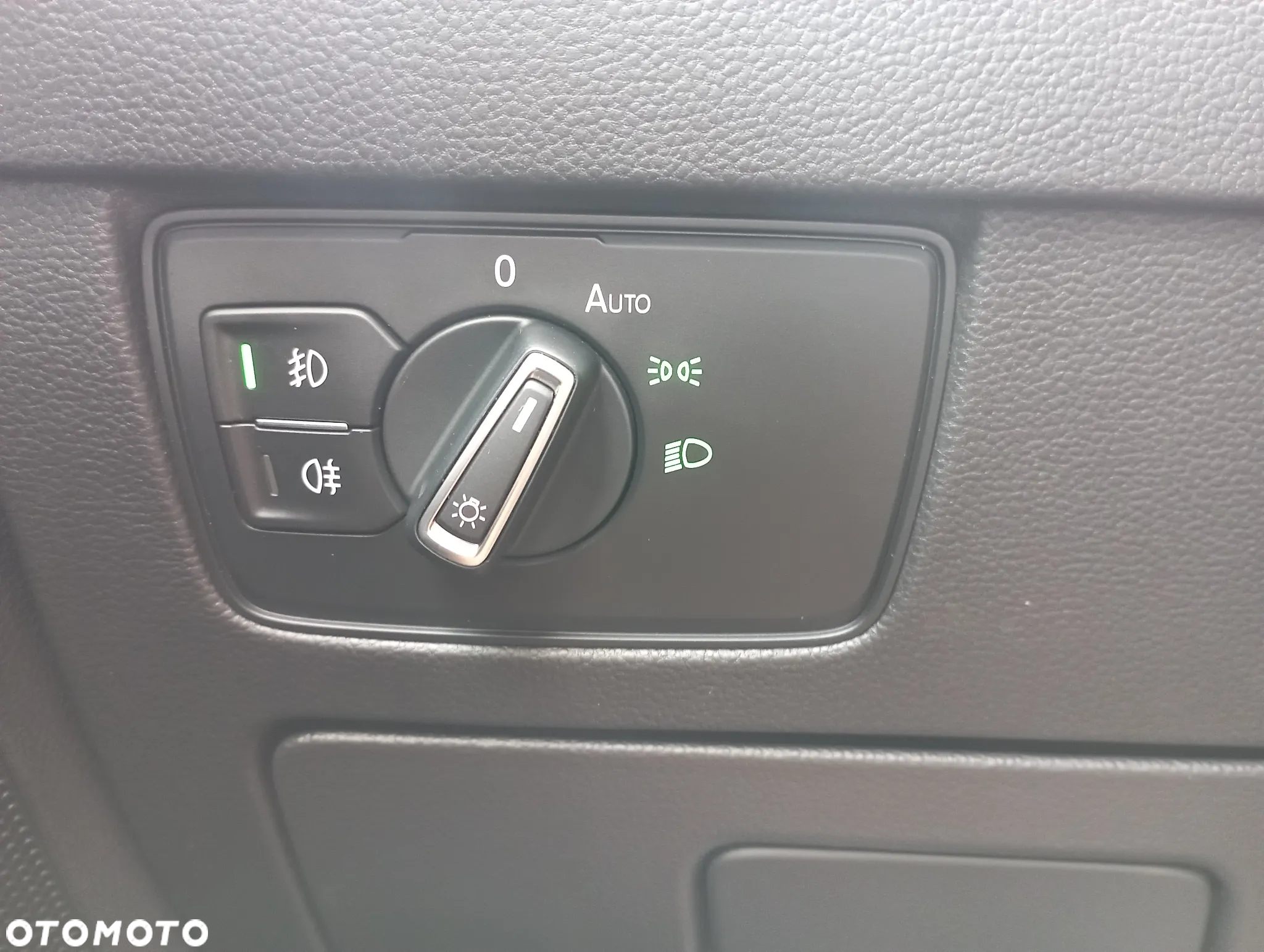Volkswagen Passat 2.0 TDI BMT 4Mot Highline DSG - 26