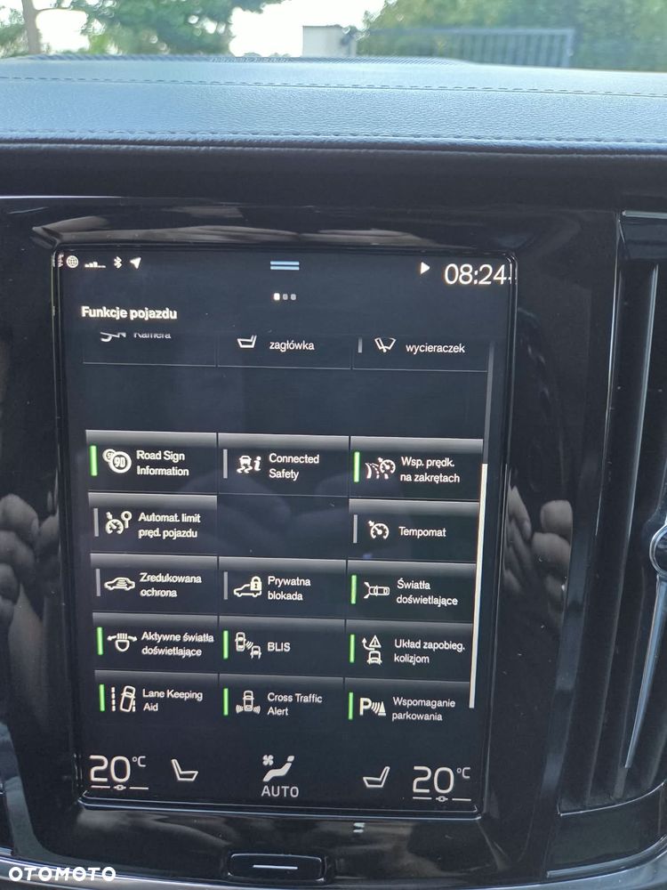 Volvo V90 Cross Country B5 D AWD Pro - 24