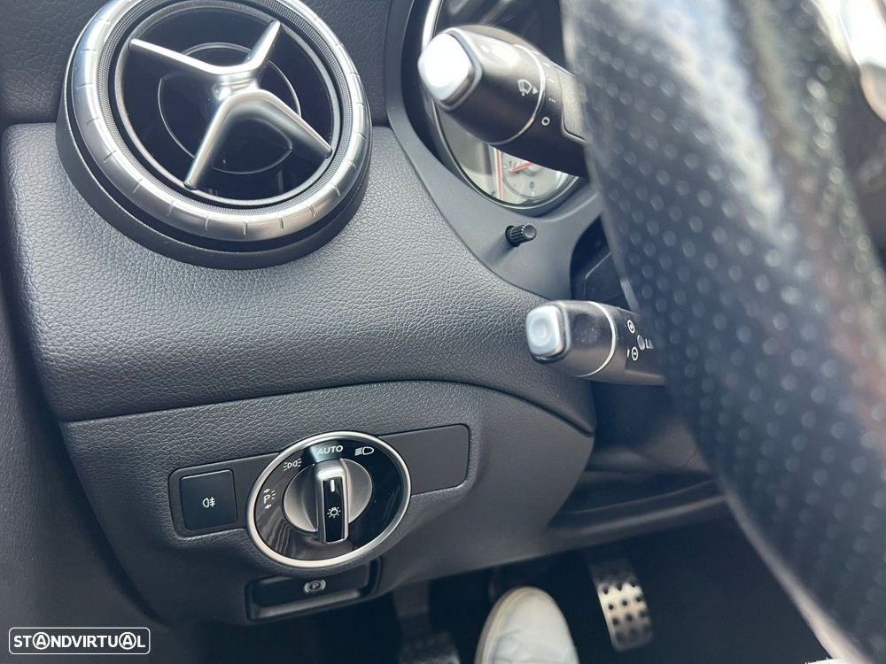 Mercedes-Benz CLA 200 CDi AMG Line - 28