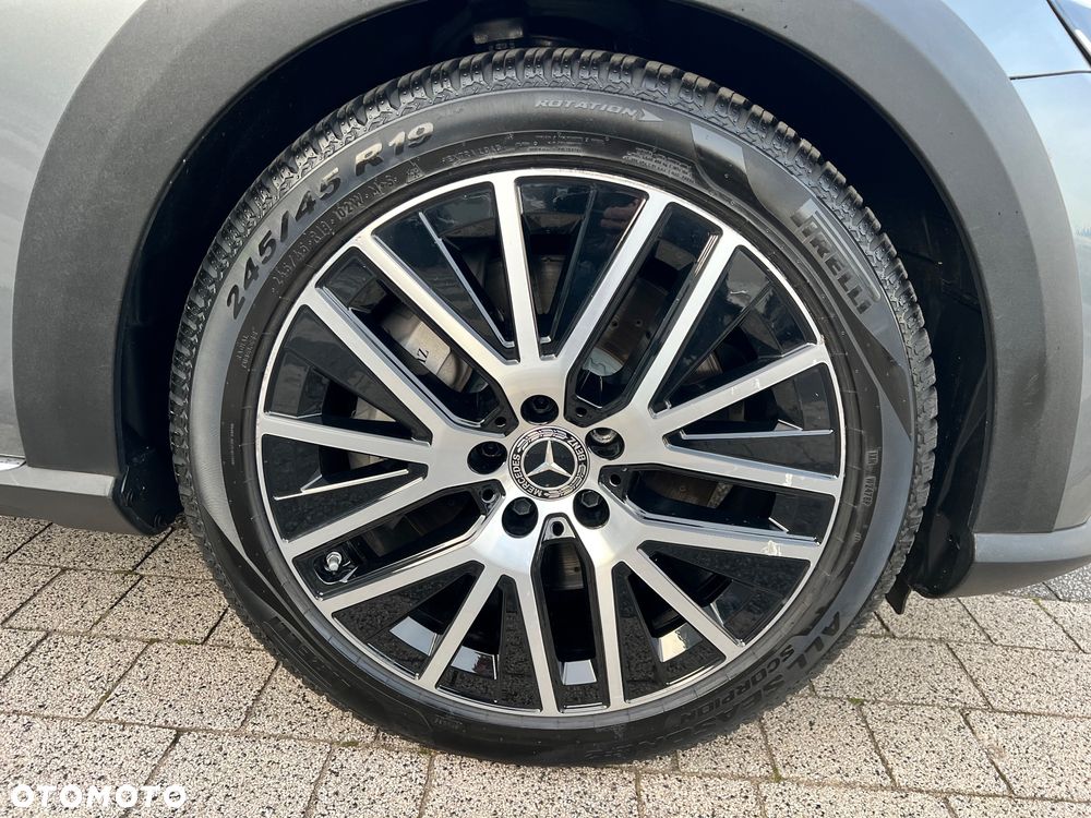 Mercedes-Benz Klasa E 450 4-Matic All-Terrain Exclusive - 29