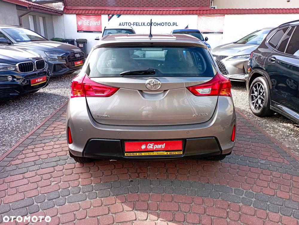 Toyota Auris 1.33 VVT-i Life Comfort - 5