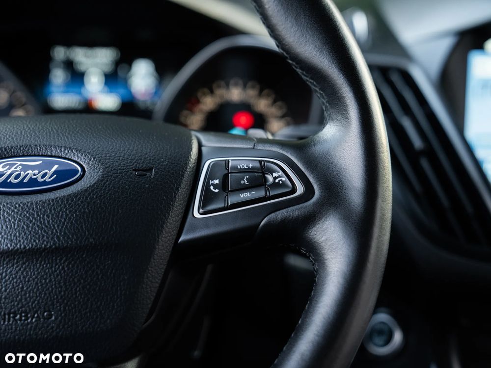 Ford Kuga 1.5 EcoBoost 4x4 Titanium - 22
