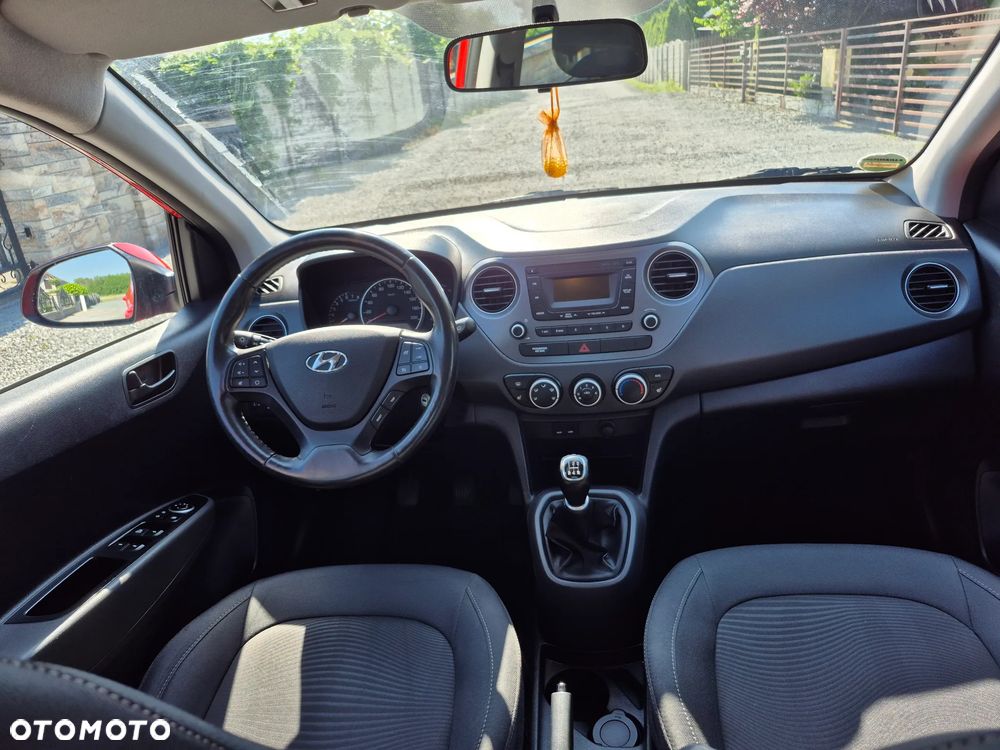Hyundai i10 1.2 Fifa World Cup Edition - 11