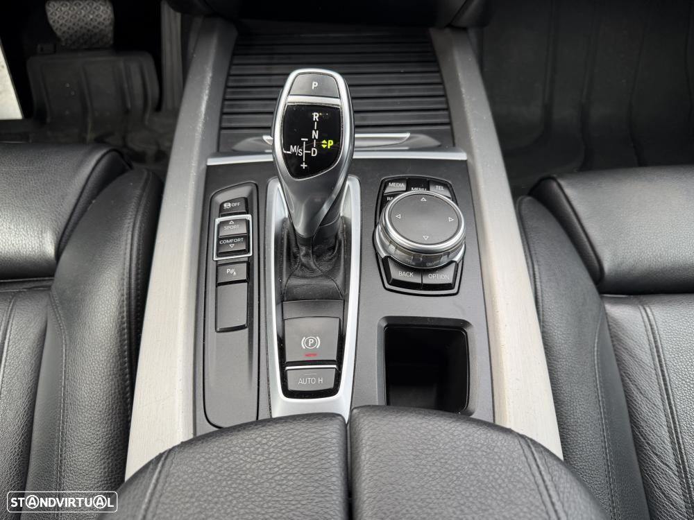 BMW X5 25 d sDrive Pack M - 27