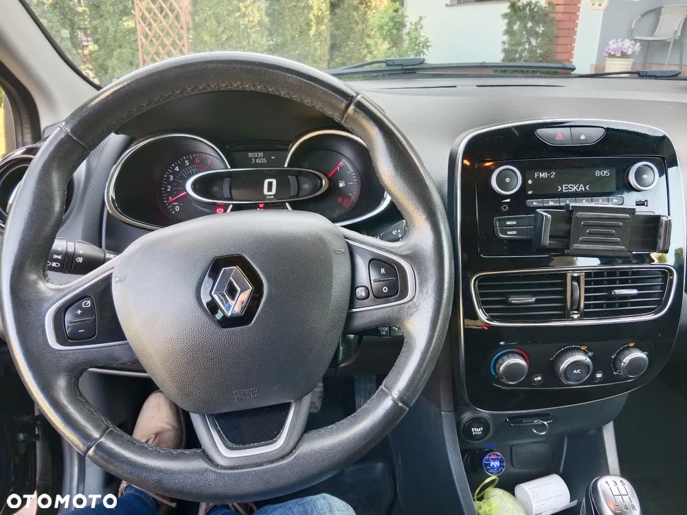 Renault Clio 1.2 16V Alize - 6