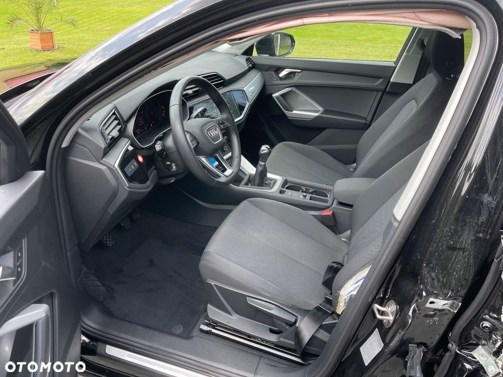 Audi Q3 - 16