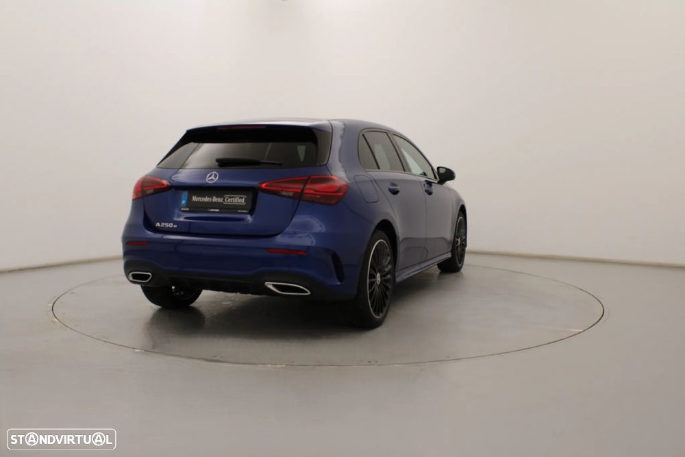 Mercedes-Benz A 250 e - 7
