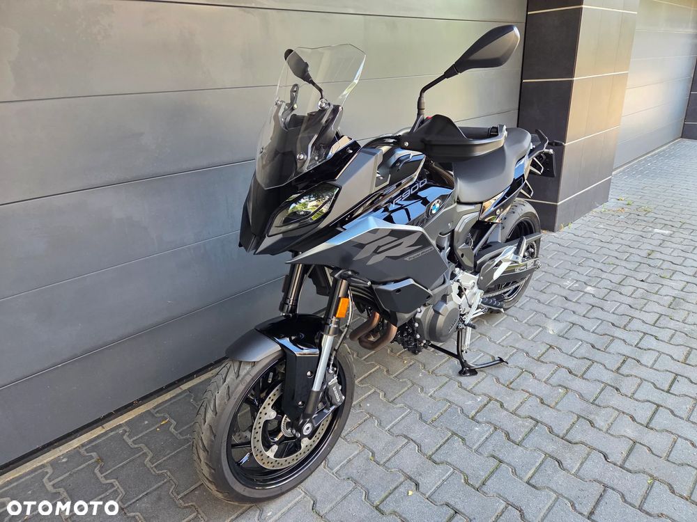 BMW XR - 14
