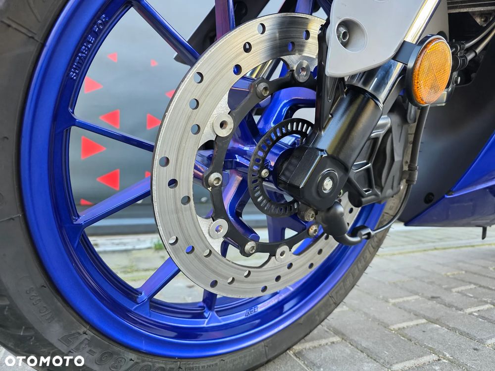 Yamaha YZF - 14