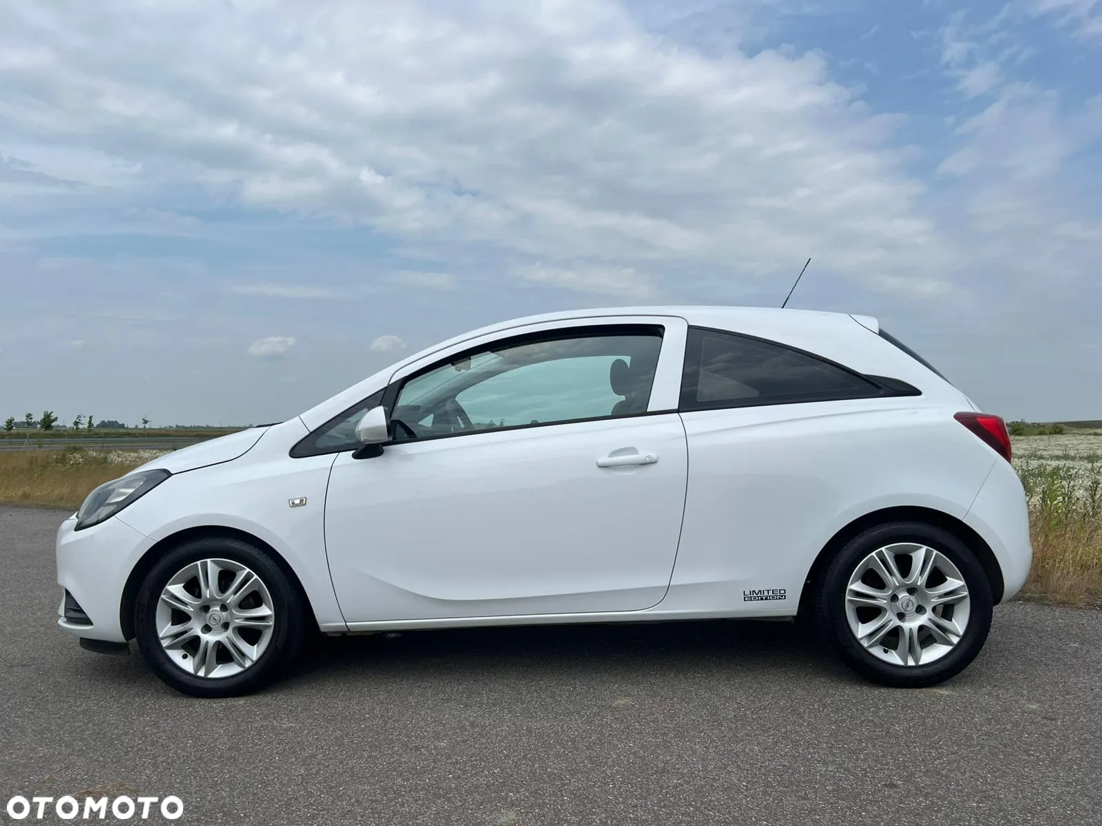 Opel Corsa 1.4 Enjoy - 23