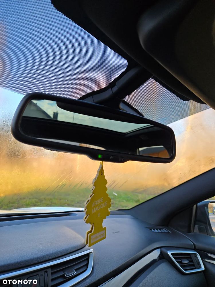 Nissan Qashqai 1.6 DIG-T N-Vision - 30