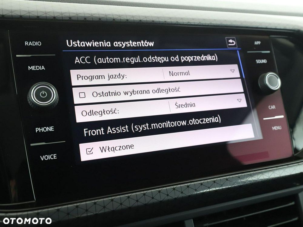 Volkswagen T-Cross - 26