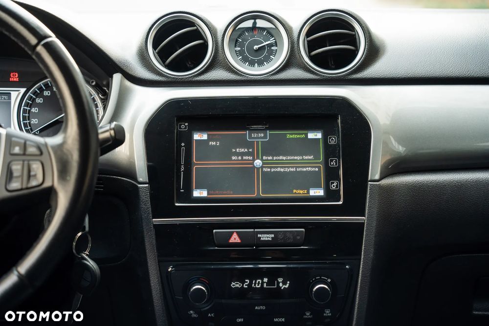 Suzuki Vitara 1.6 DDiS (4x4) Allgrip Comfort+ - 11