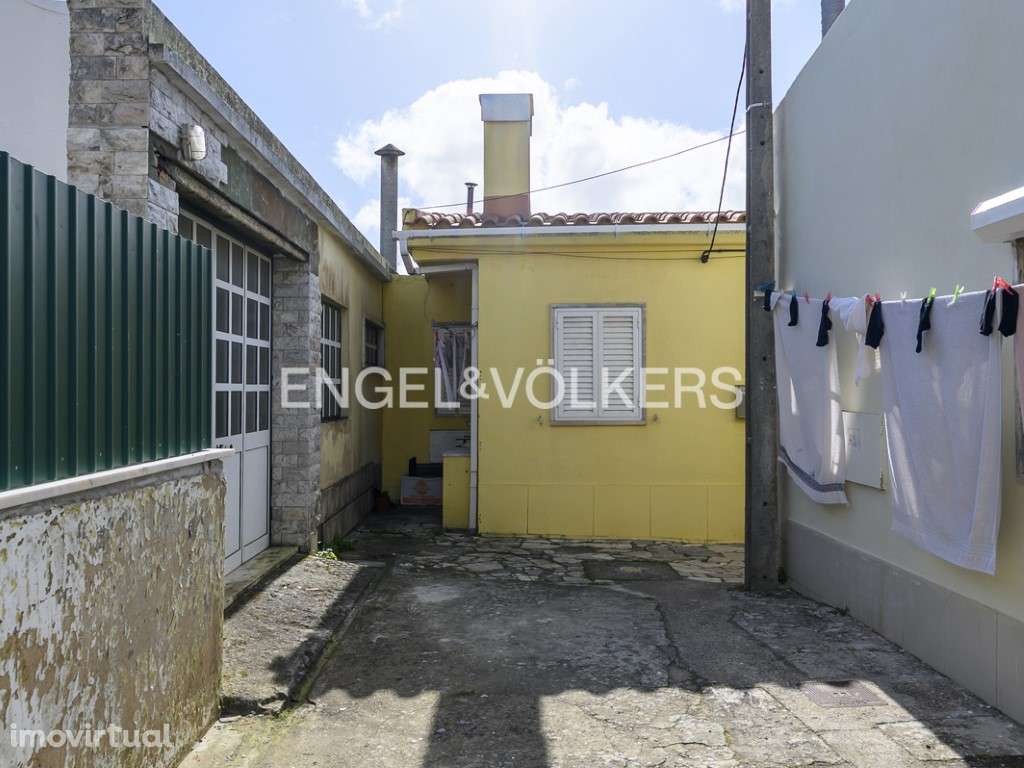 Moradia T2 geminada - Grande imagem: 3/15