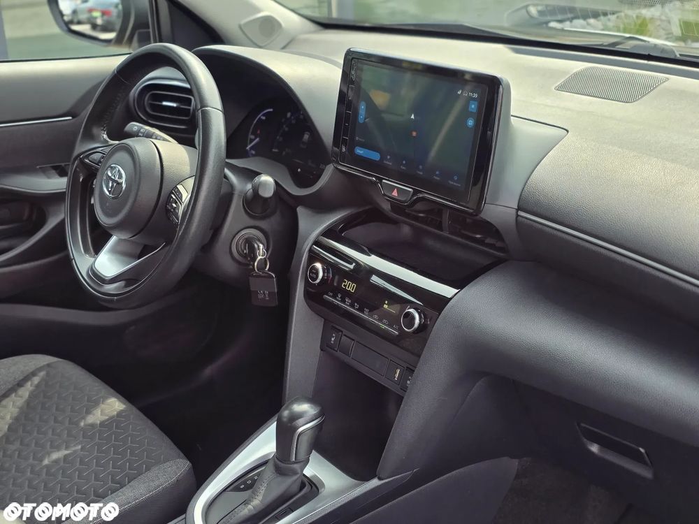 Toyota Yaris Cross Hybrid 1.5 Comfort - 18