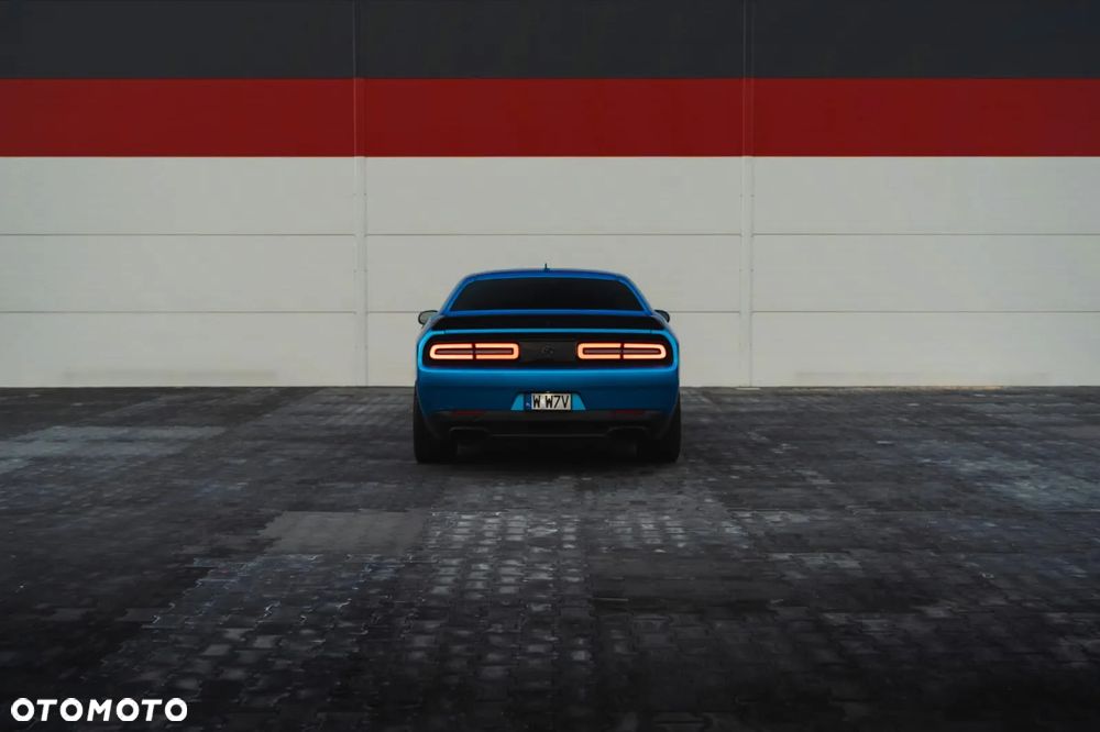 Dodge Challenger 6.2 Hellcat - 7