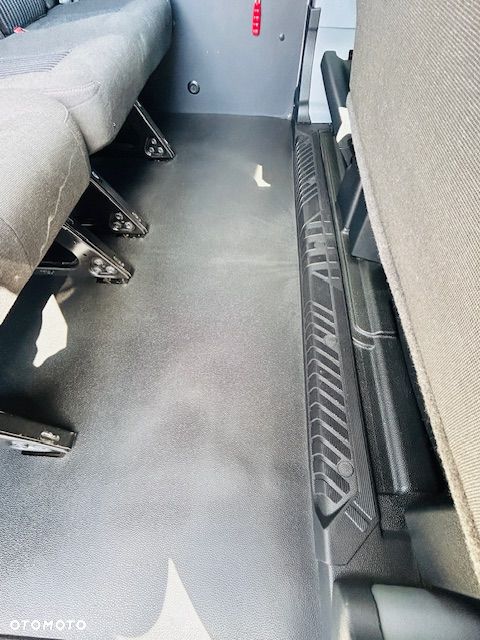 Ford Transit Kombi L2H3 Trend - 21