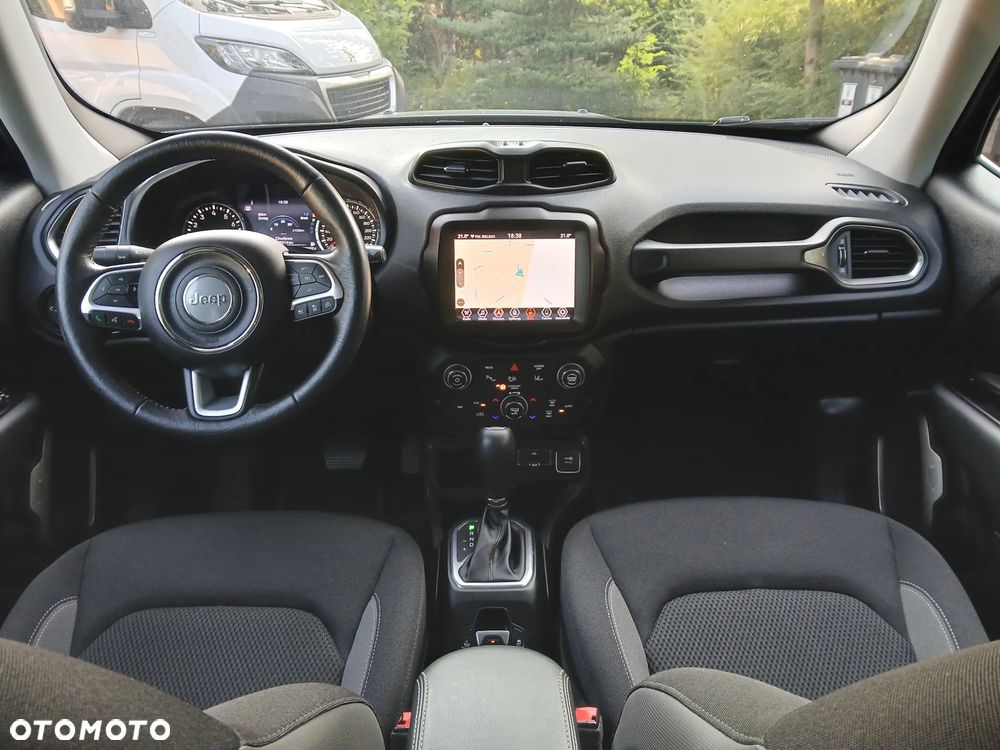 Jeep Renegade 1.5 T4 mHEV Upland FWD S&S DCT - 8