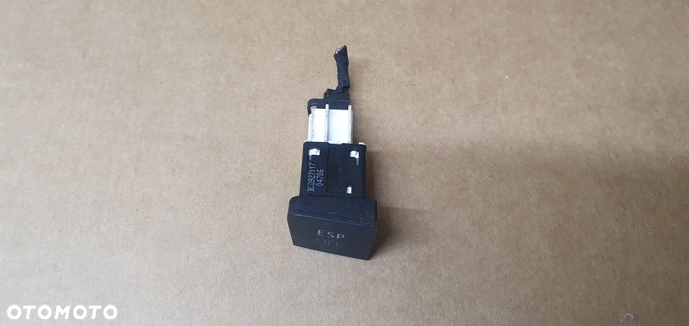 Przełącznik włącznik ESP VW Passat B6 3C0927117 - 2