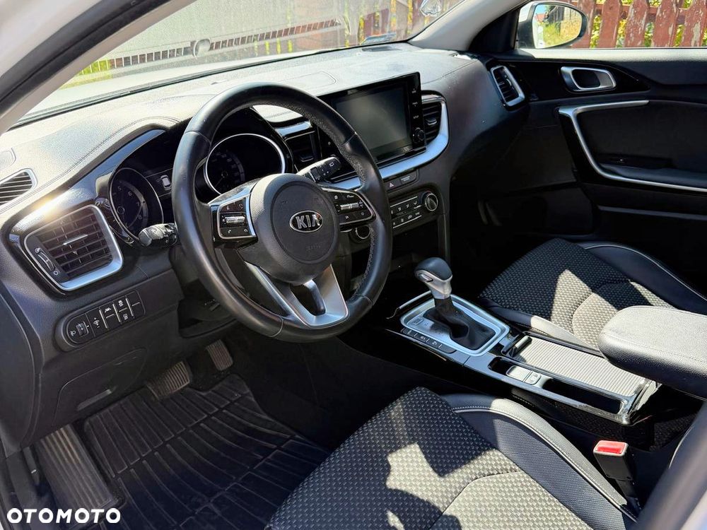 Kia XCeed 1.4 T-GDI L DCT - 12