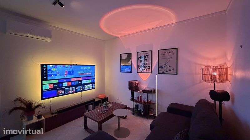 Apartamento T2 em Sacavém (aceita permuta) - Grande imagem: 2/10