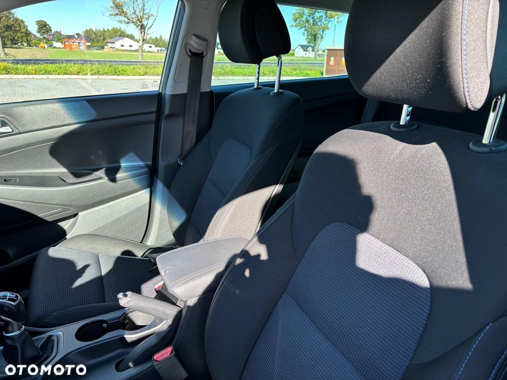 Hyundai Tucson 2.0 CRDI BlueDrive Style 2WD - 10