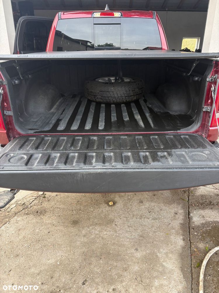 Dodge RAM 5.7 4x4 - 21