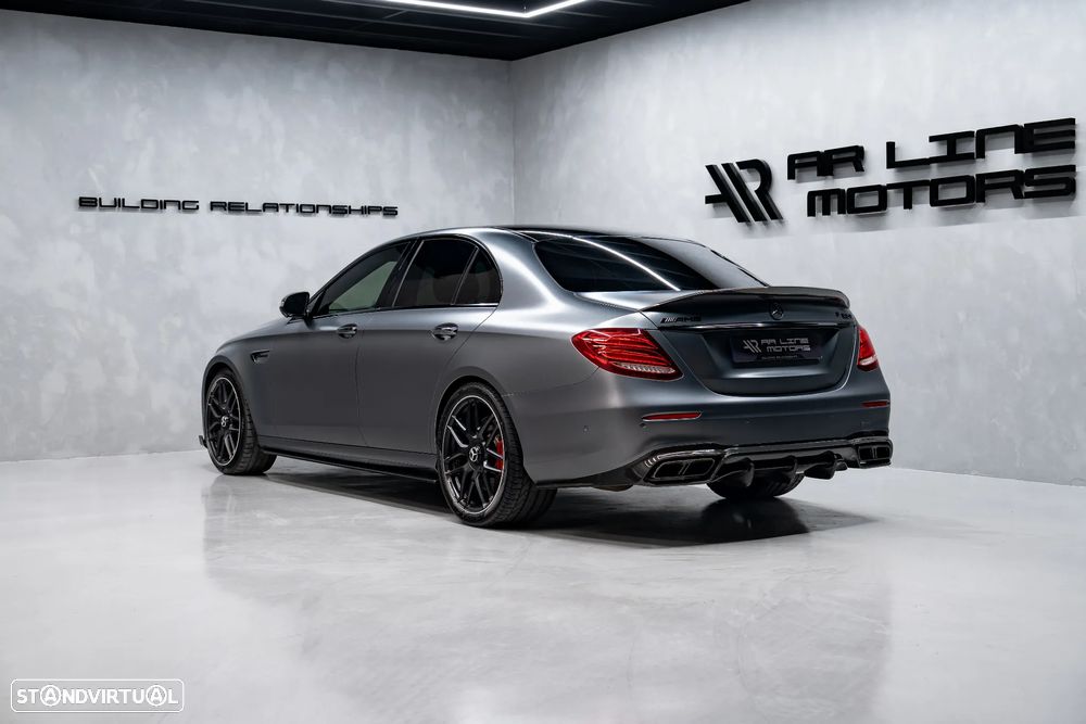 Mercedes-Benz E 63 AMG S 4-Matic+ - 12