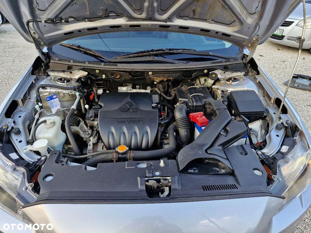 Mitsubishi Lancer - 25