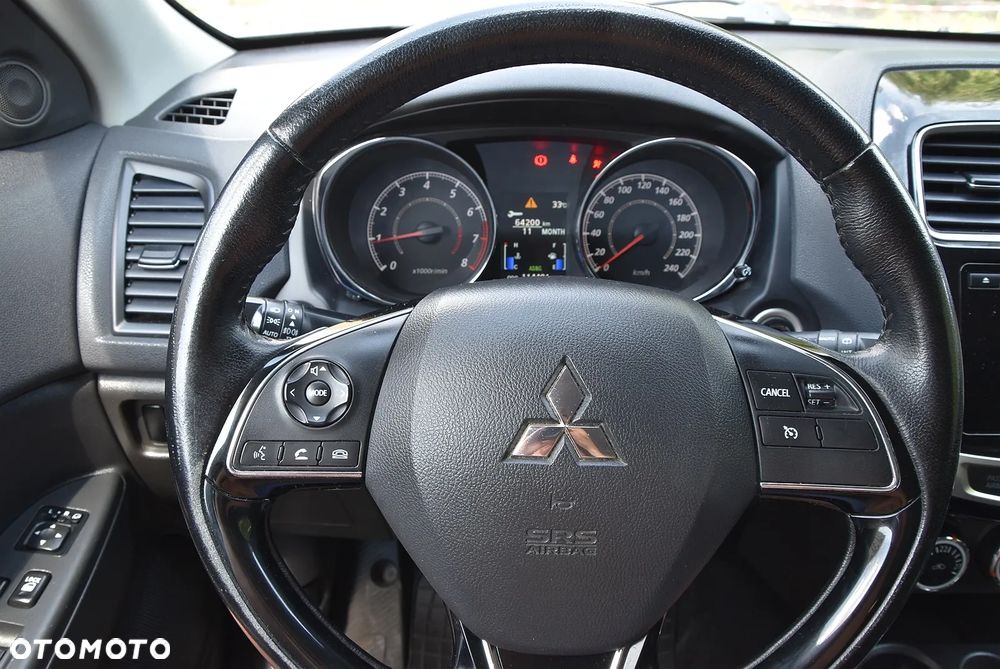Mitsubishi ASX 1.6 2WD Diamant Edition - 29