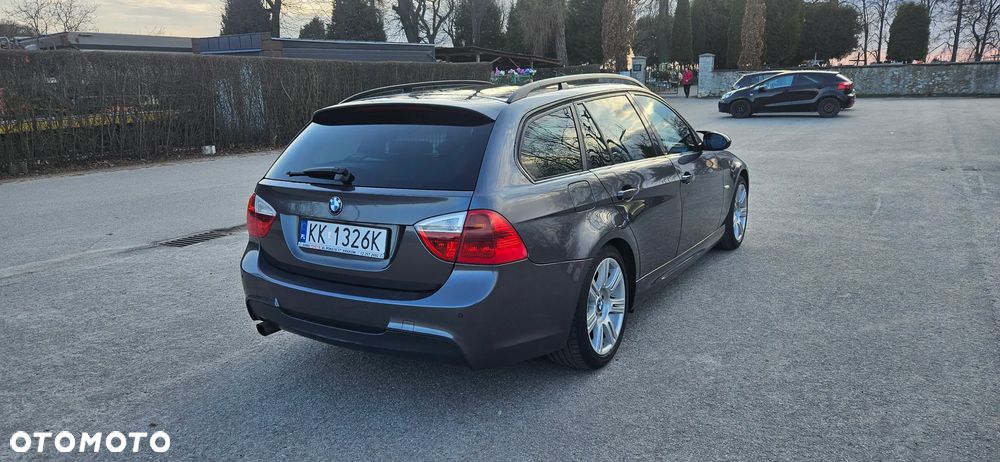 BMW Seria 3 320i - 7