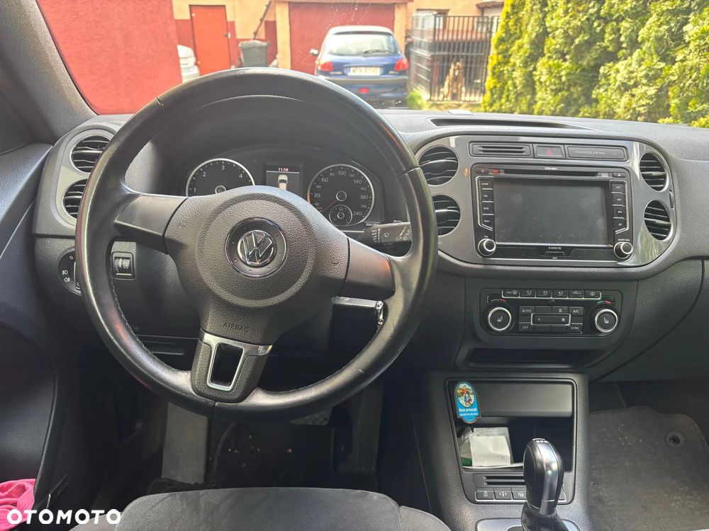 Volkswagen Tiguan 2.0 TDI DPF 4Motion BlueMotion Technology DSG Exclusive - 4