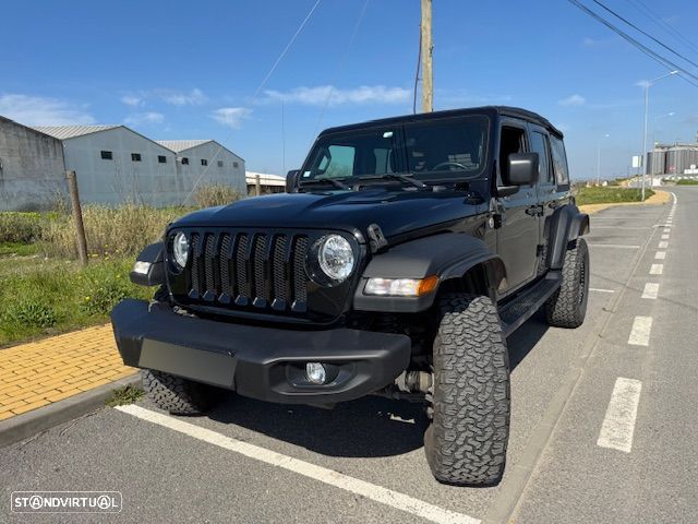 Jeep Wrangler - 2
