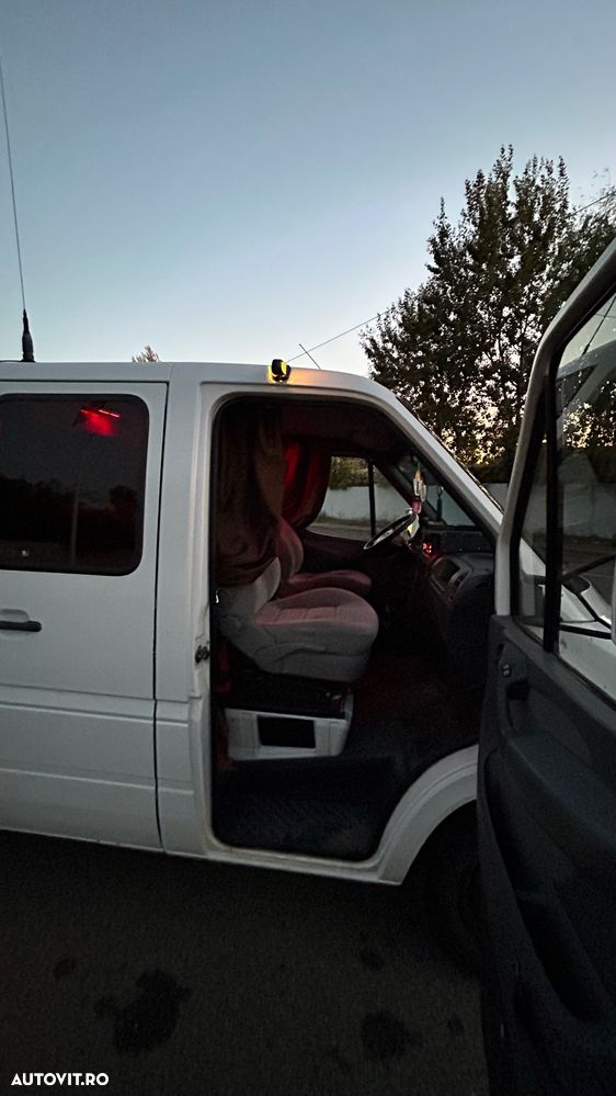 Mercedes-Benz Sprinter - 14