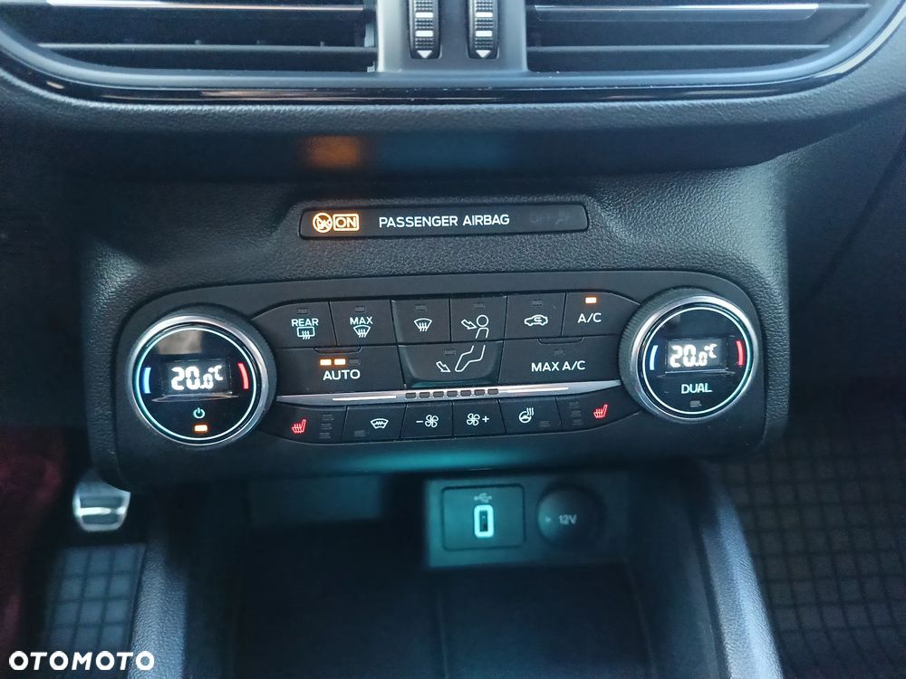 Ford Focus 1.0 EcoBoost mHEV ST-Line - 7