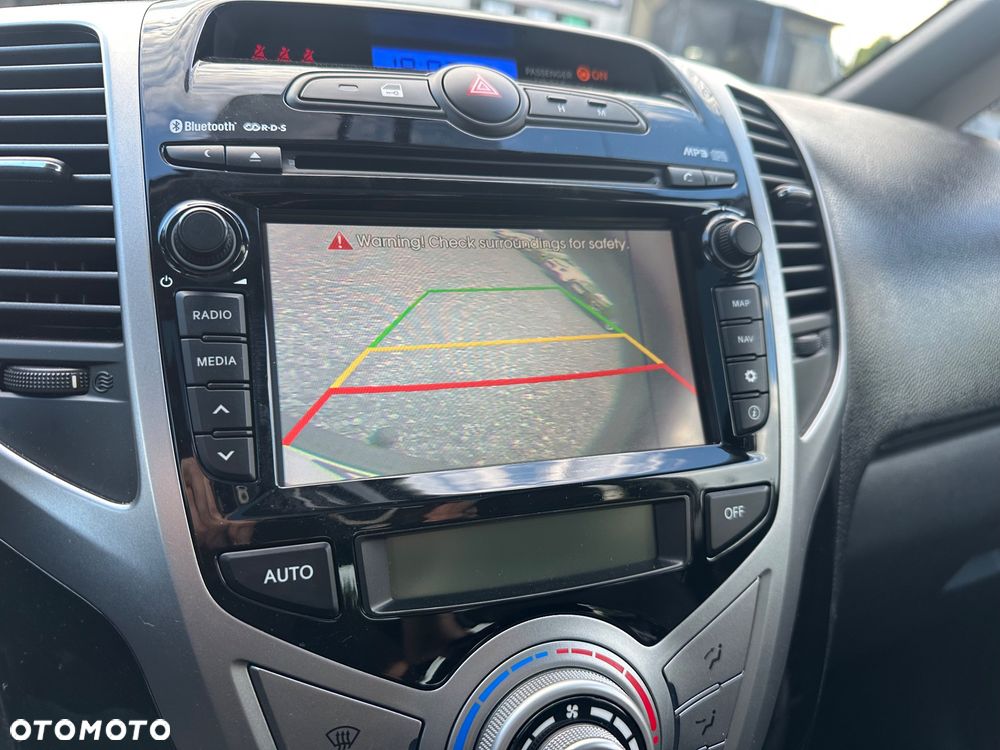 Hyundai ix20 1.6 Premium blue - 24