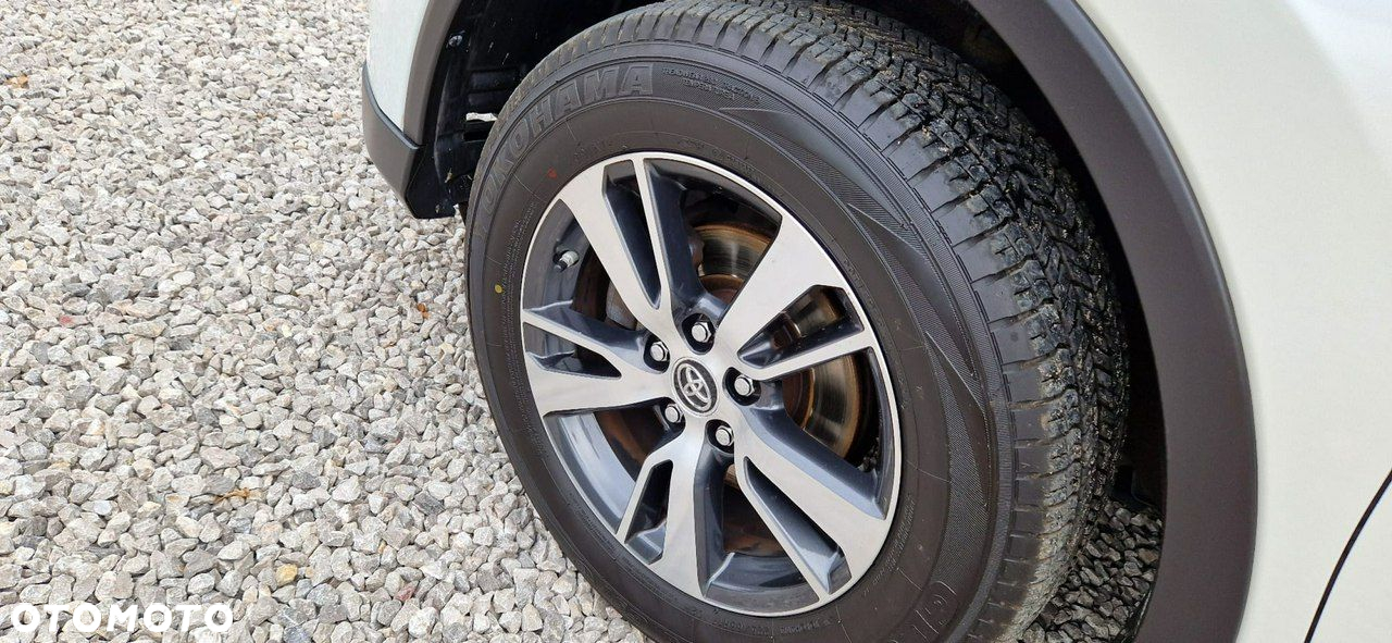 Toyota RAV4 - 38