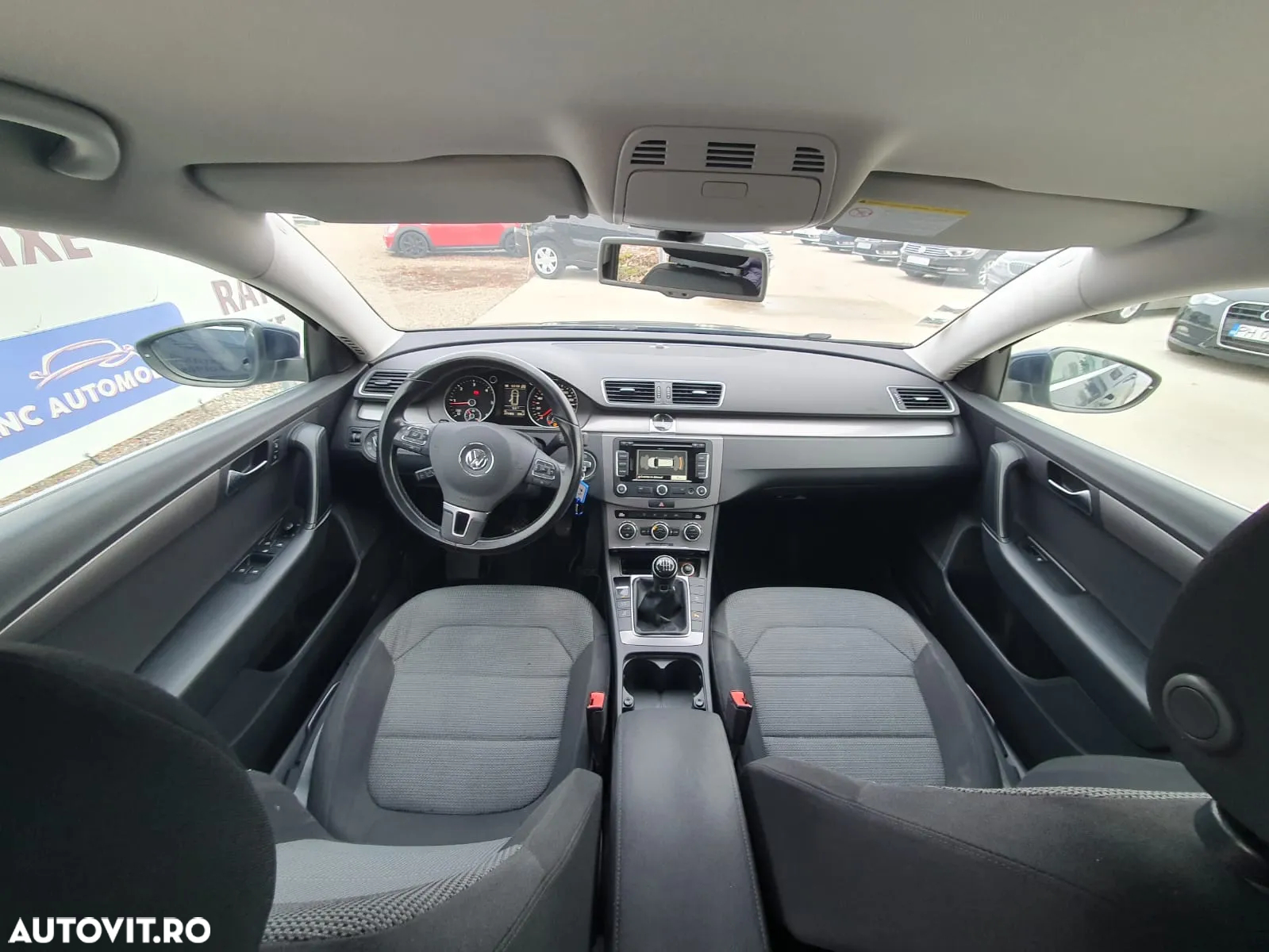 Volkswagen Passat Variant 1.6 TDI BlueMotion Technology Comfortline - 5