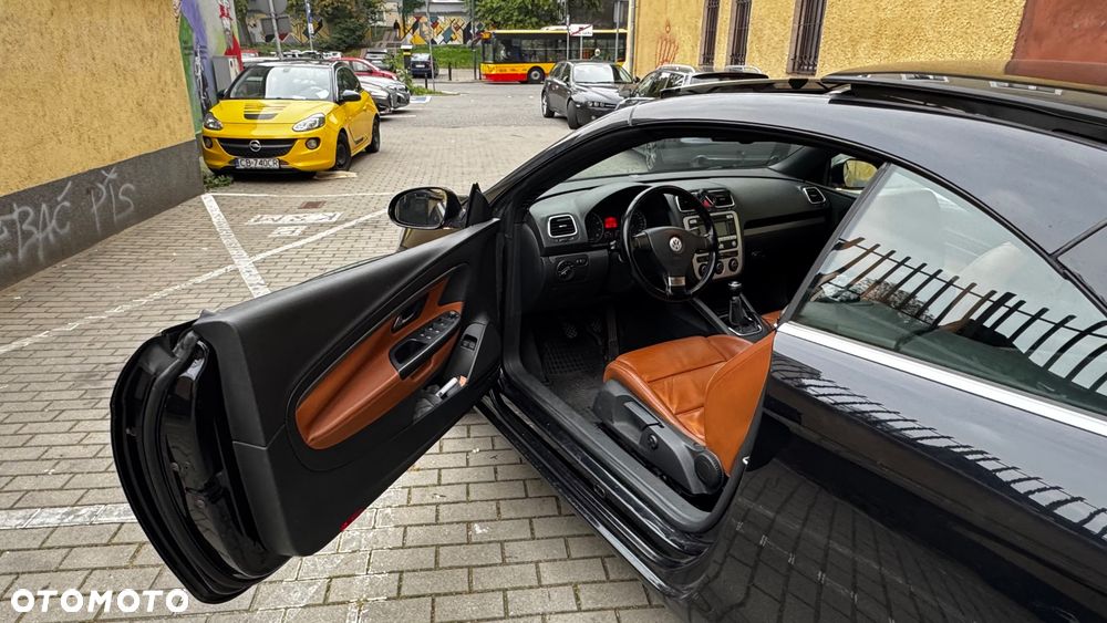 Volkswagen Eos 2.0 TSI - 9