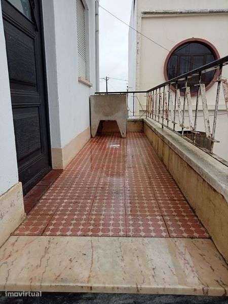 T2 ALUGAR NO Centro do AVELAR - com estacionamento e aparcamento - Grande imagem: 5/9