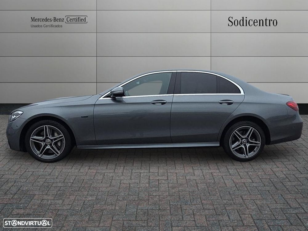 Mercedes-Benz E 300 de AMG Line - 9