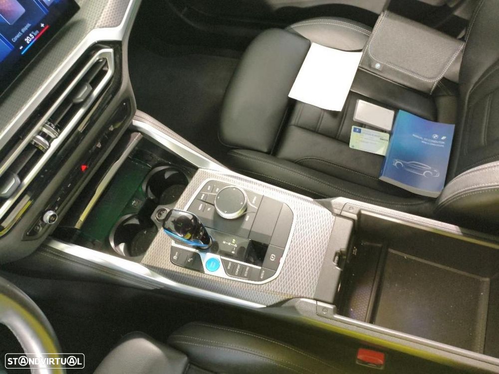 BMW i4 eDrive40 Pack Desportivo M - 7