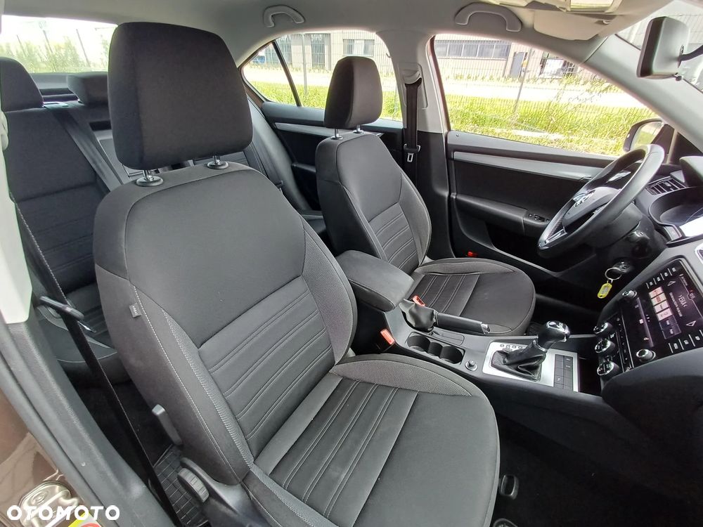 Skoda Octavia 1.4 TSI Style DSG - 22