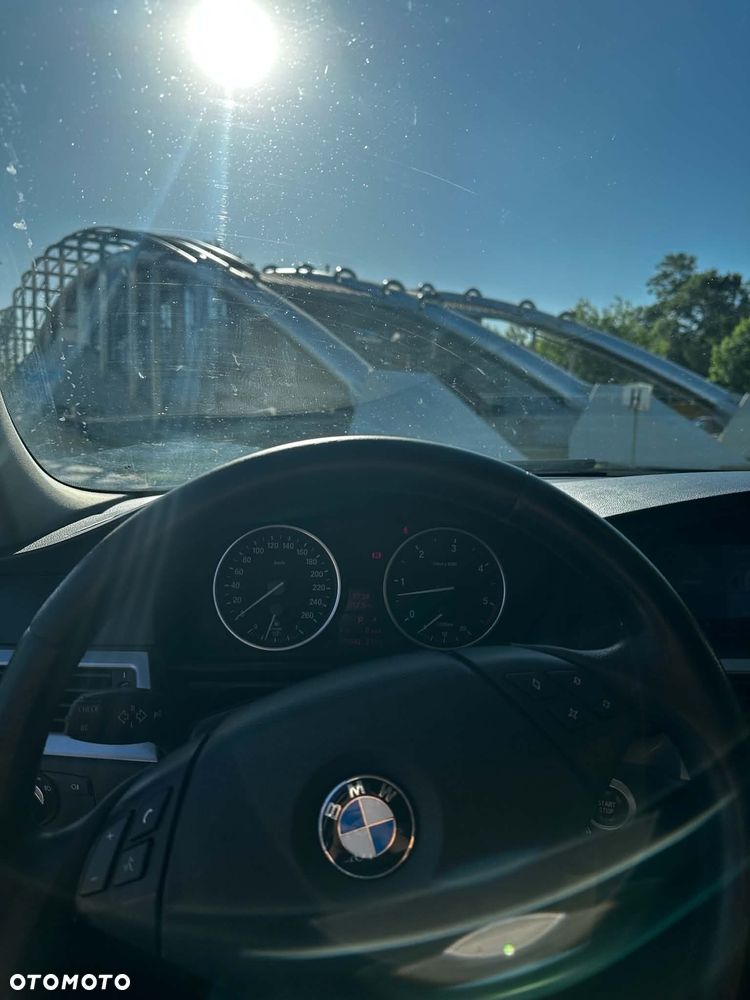 BMW Seria 5 - 19