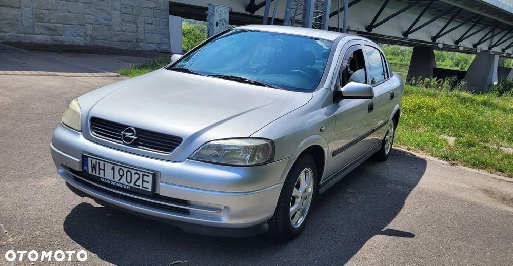 Opel Astra - 4