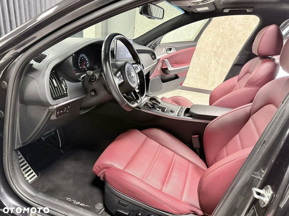 Kia Stinger 2.0 T-GDI GT Line - 25
