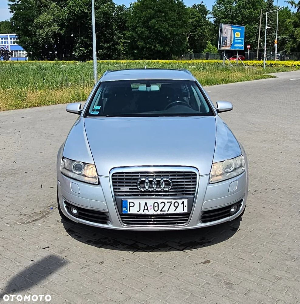 Audi A6 Avant - 1