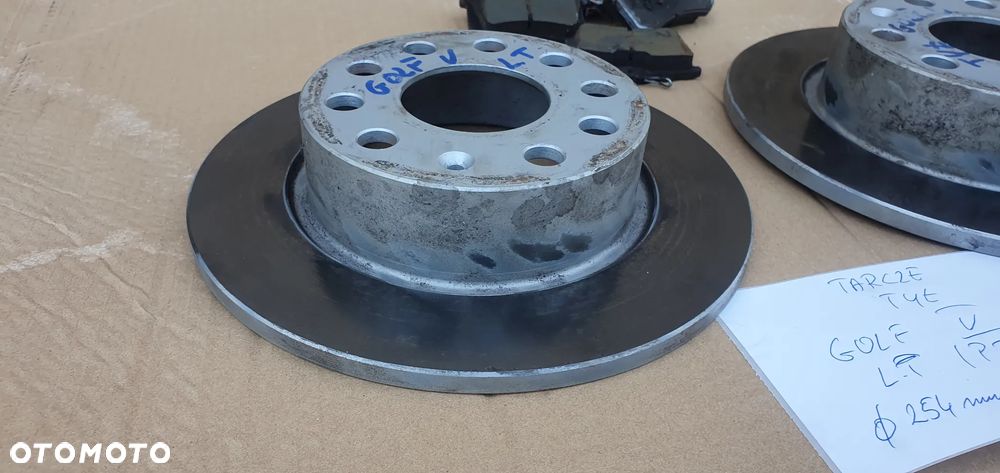 Tarcze hamulcowe klocki tył tylne VW Golf V 2.0 SDI - 4